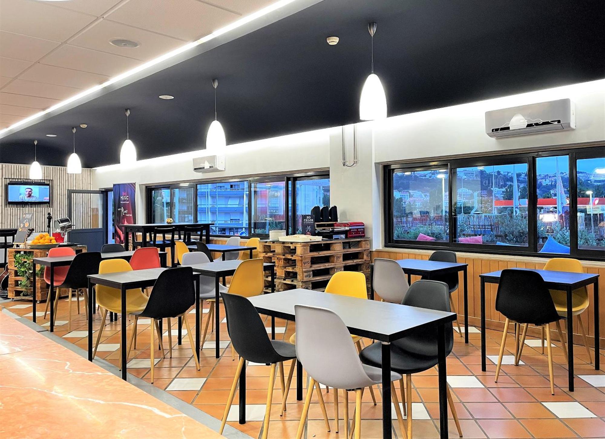 Hotel Ibis Leiria Fatima Экстерьер фото