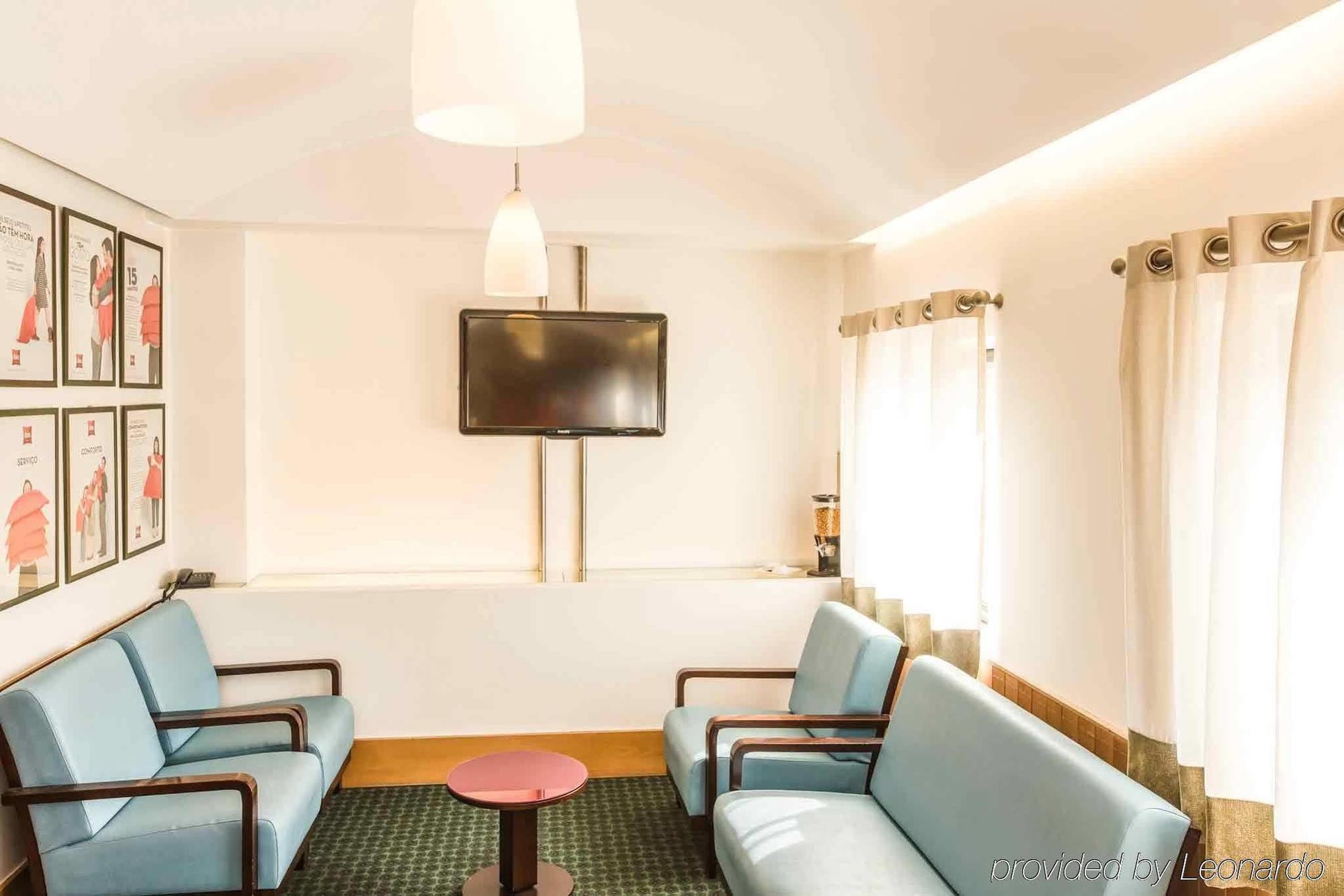 Hotel Ibis Leiria Fatima Экстерьер фото